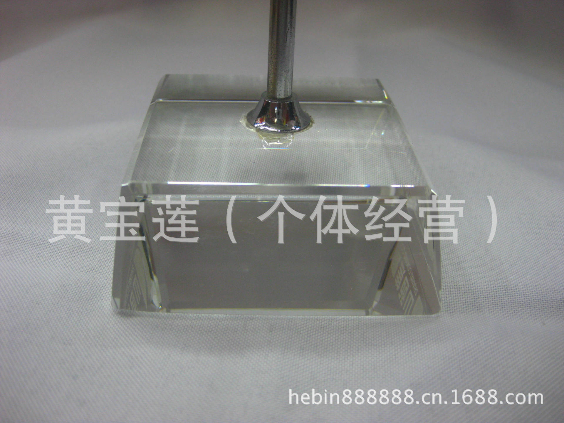 Wholesale Y-shaped crystal table flag stands with oblique square bottoms, office flag stands, and national flags of various countries pic 3
