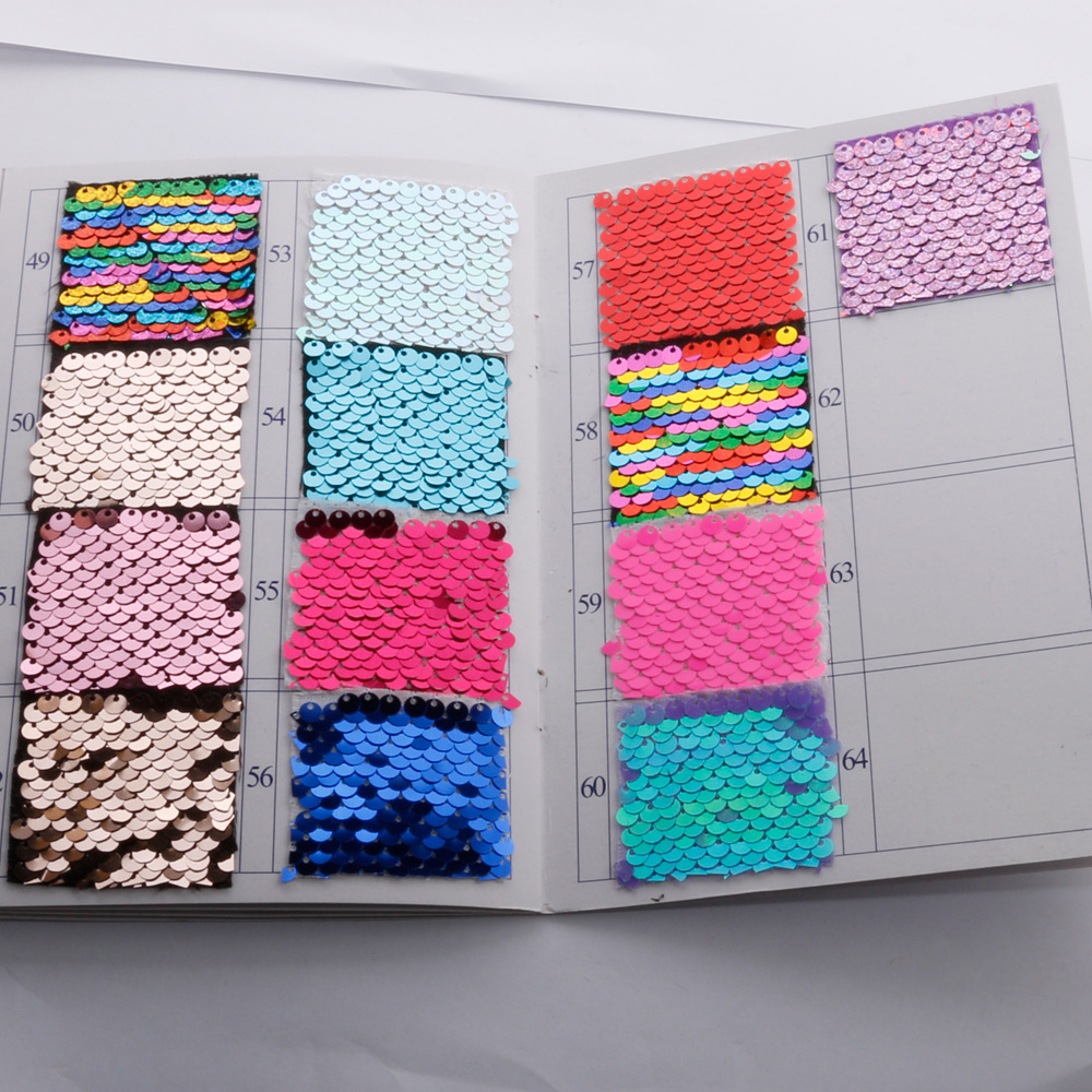 Cross-border anti-gloss guitar keychains, tassels, bells, sequins, bags, car trinkets, pendants, clothing accessories pic 5