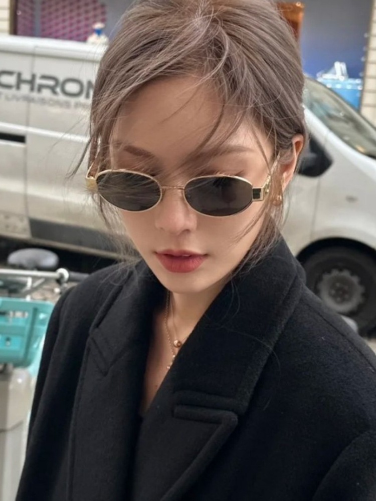 凯旋门墨镜女潮2024金属太阳镜男猫眼椭圆宽边腿网红同款眼镜详情3