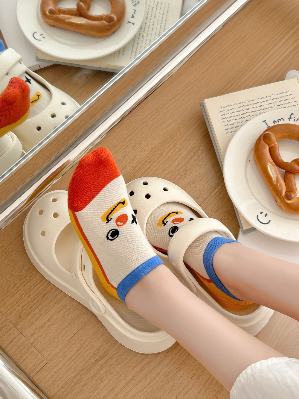 Quirky clown boat socks for women spring and summer, thin, low-top, shallow-mouth short socks, cotton boneless socks, wholesale of Zhuji socks pic 12