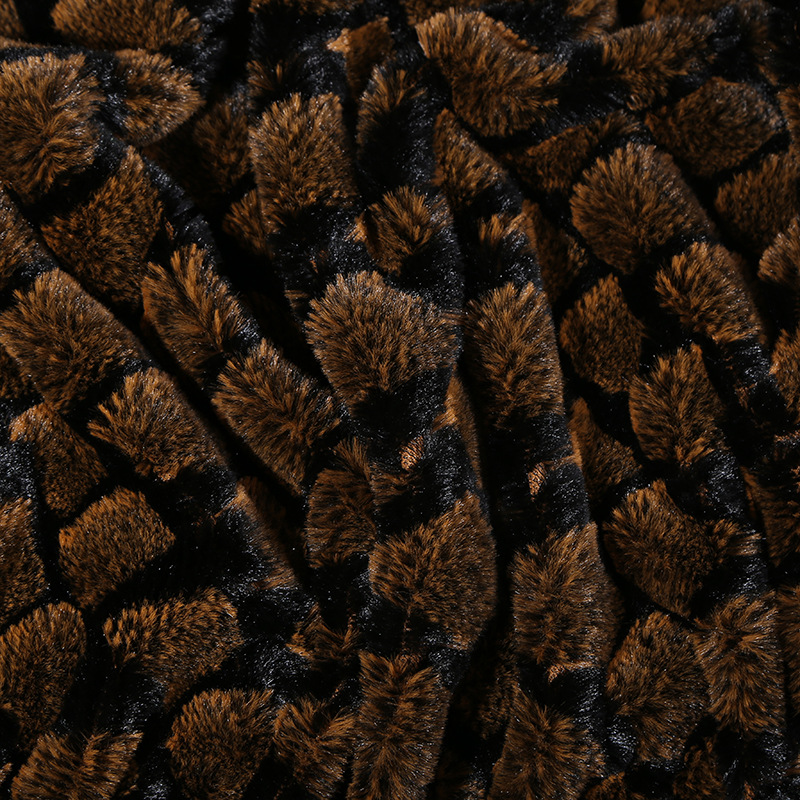 Self-developed Dongxinda winter thickened imitation rabbit fur carpet for home bed warmth, foldable lazy sofa blanket, living room home carpet pic 4