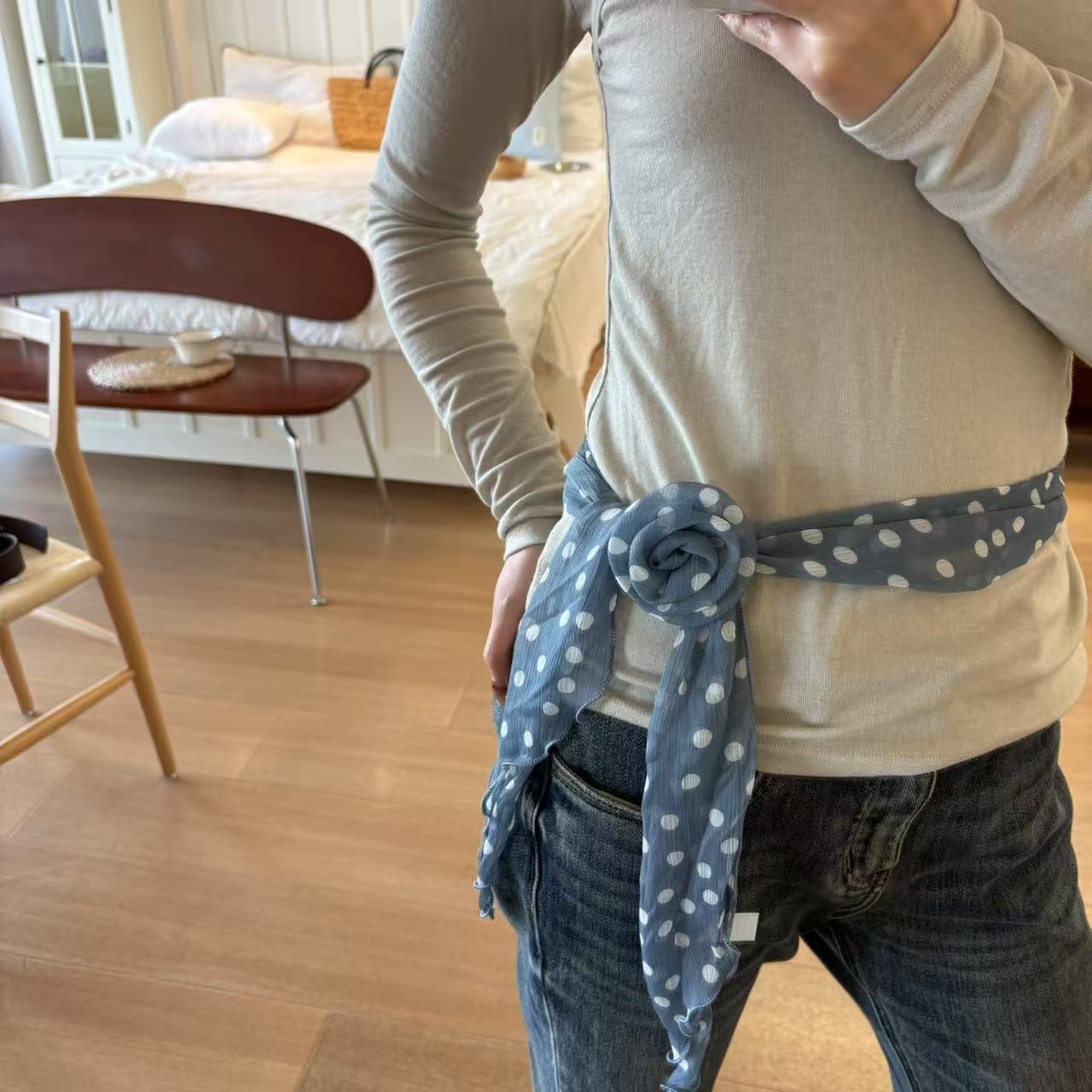 时髦长条波点丝巾春夏新款百搭可拆卸玫瑰花围脖飘带细窄高级感详情3