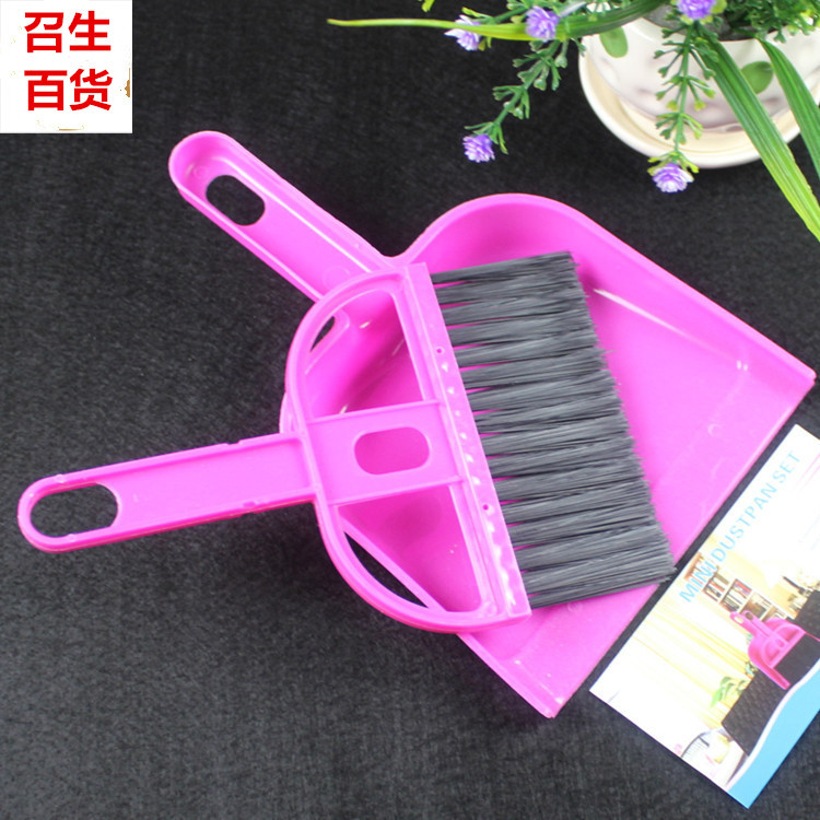 Direct supply from the manufacturer of plastic small bucket brushes, dust removal bucket brushes, desktop cleaning brushes, computer brushes and instrument brushes pic 4