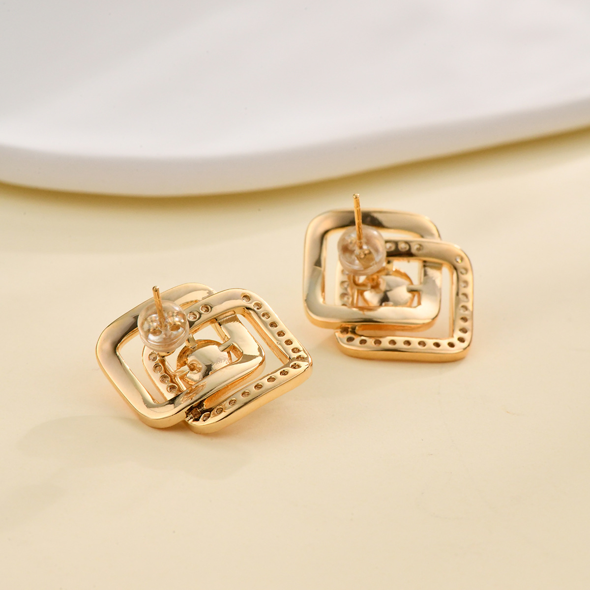 S925银针韩版耳饰批发方形简约小众设计耳钉女淡水珍珠纯铜微镶耳详情3