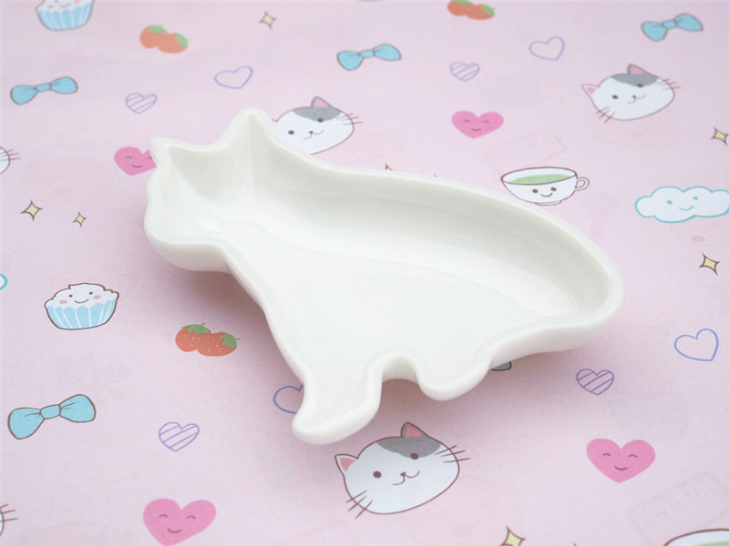 diy crystal resin mirror surface 3d stereoscopic method Bulldog dog plate plate storage box Silicone mold pic 7