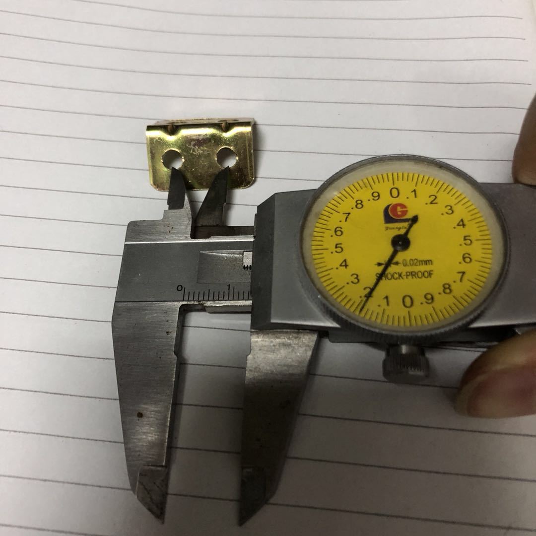 Produce iron Angle codes, L-shaped straight Angle codes, four-hole Angle codes, Angle code connection parts, layer boards, drag furniture hardware pic 6