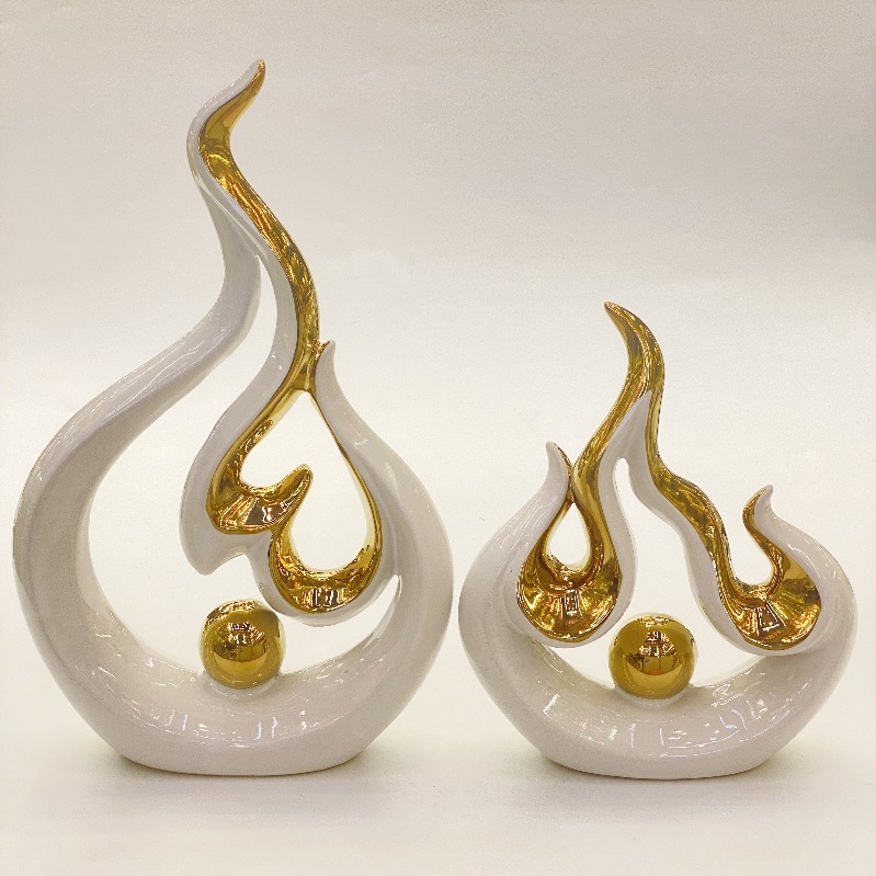 Apple ornaments, creative vases, ceramic ornaments, European-style electroplated gold handicrafts, home decoration ornaments, modern and simple couple ornaments, ceramic handicrafts, business wine cabinet decoration, wedding room decoration, wedding gifts pic 7