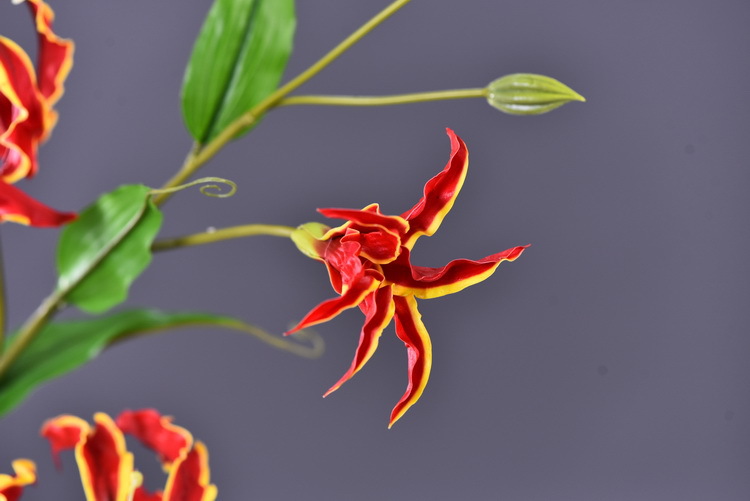 Lanjin artificial Plant Long Branch 3-head Jialan Flame Lily, high-end artificial flower, artificial flower, artificial flame lily, strange lily, home decoration pic 17