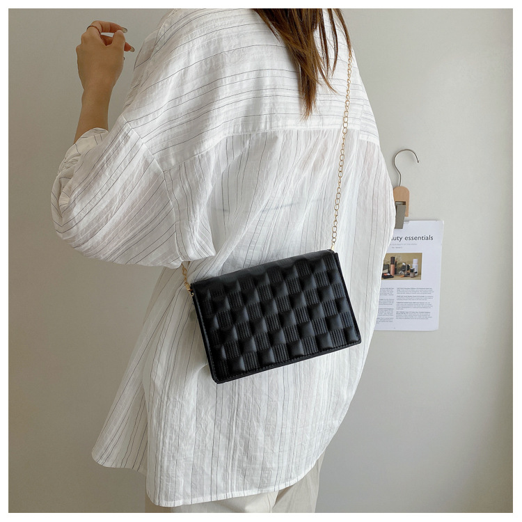 网红手提包包2021新款时尚单肩女包休闲感洋气斜挎简约ins链条包详情11