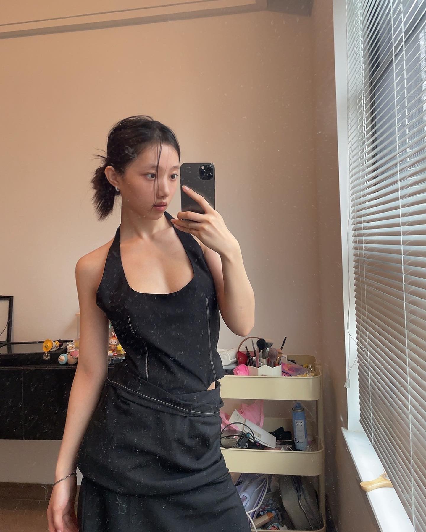辣妹风挂脖漏背连衣裙性感纯欲修身版型显身材详情21