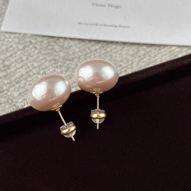 Shi Family Steamed Bun Pink Light Milk White Pearl Stud Earrings S925, pure silver needle, a niche high-end style, versatile new earrings pic 5