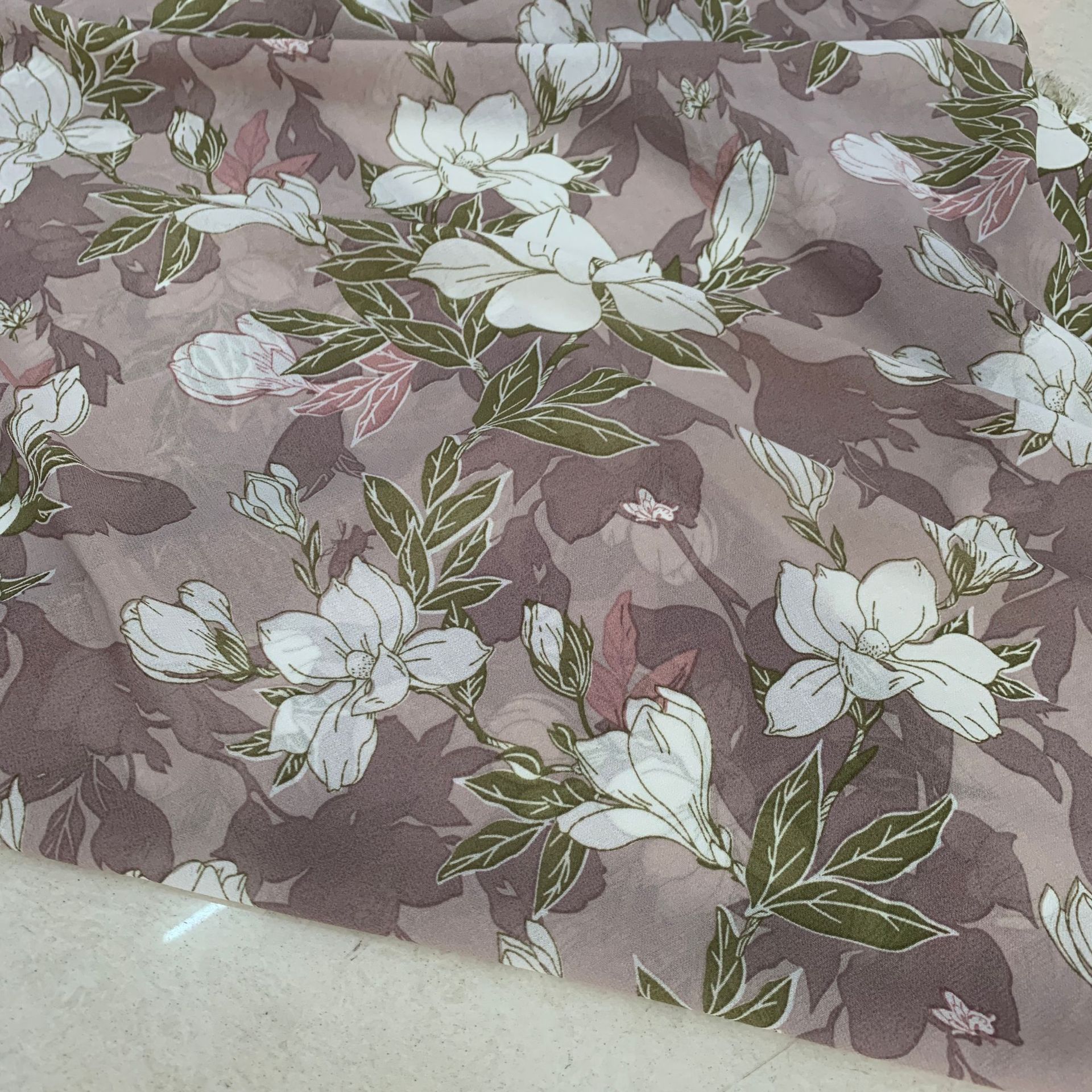 Custom-made pearl chiffon sun protection shawl fabric, polyester woven printed chiffon dress fabric pic 7