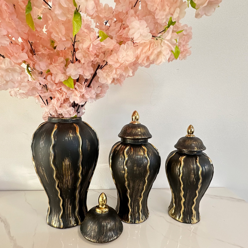 2025 Light luxury retro antique antique electroplated gold ceramic hand-painted black and white lacquer striped General Can Model Room hotel pic 6