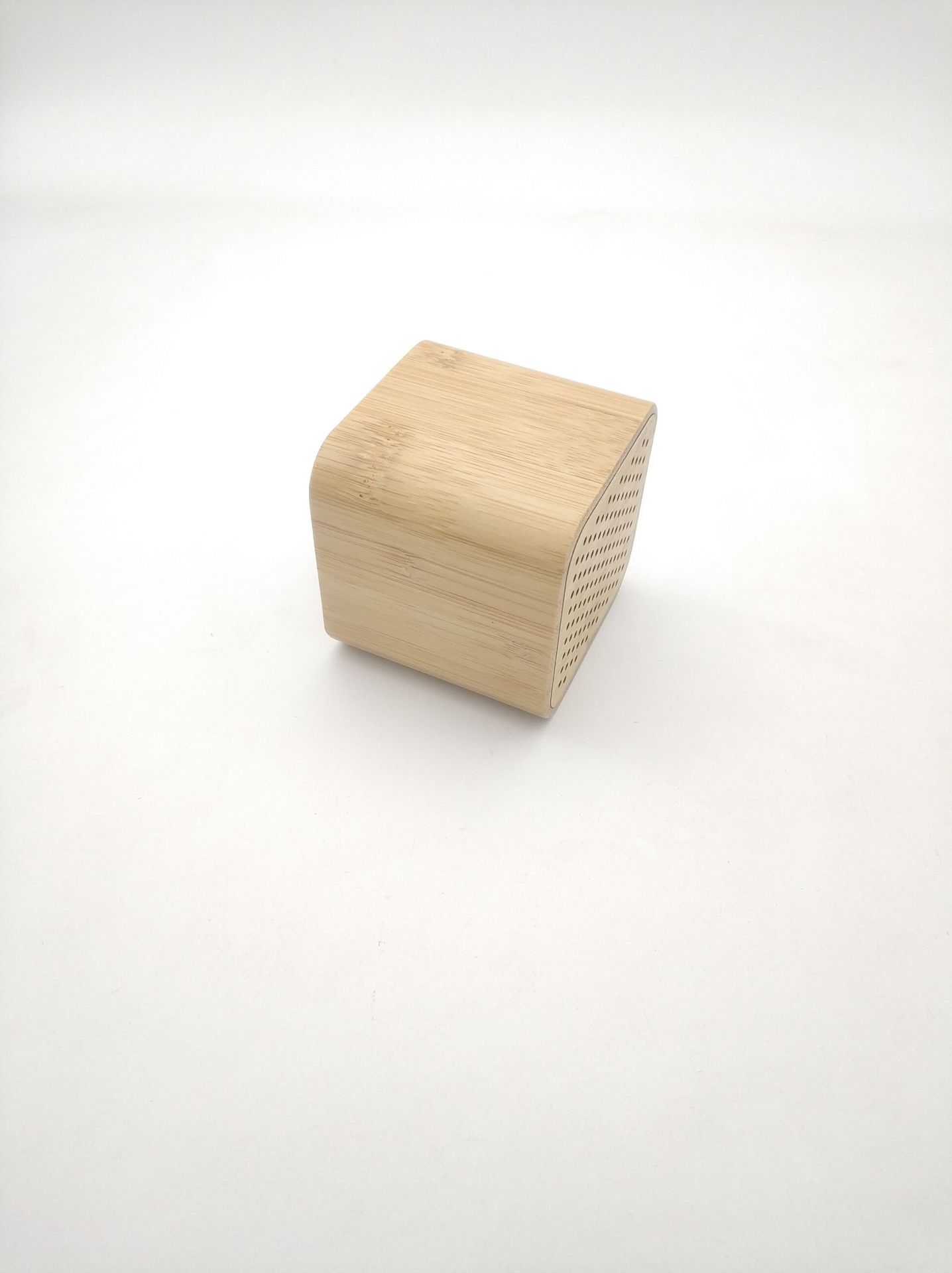 ZM3 new solid pure bamboo and wood Bluetooth speaker, wireless subwoofer, computer pair, gift speaker pic 6