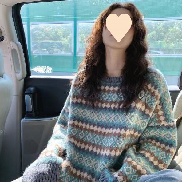 2023秋冬新款韩版宽松菱格毛衣女设计感小众针织衫复古休闲慵懒风详情5