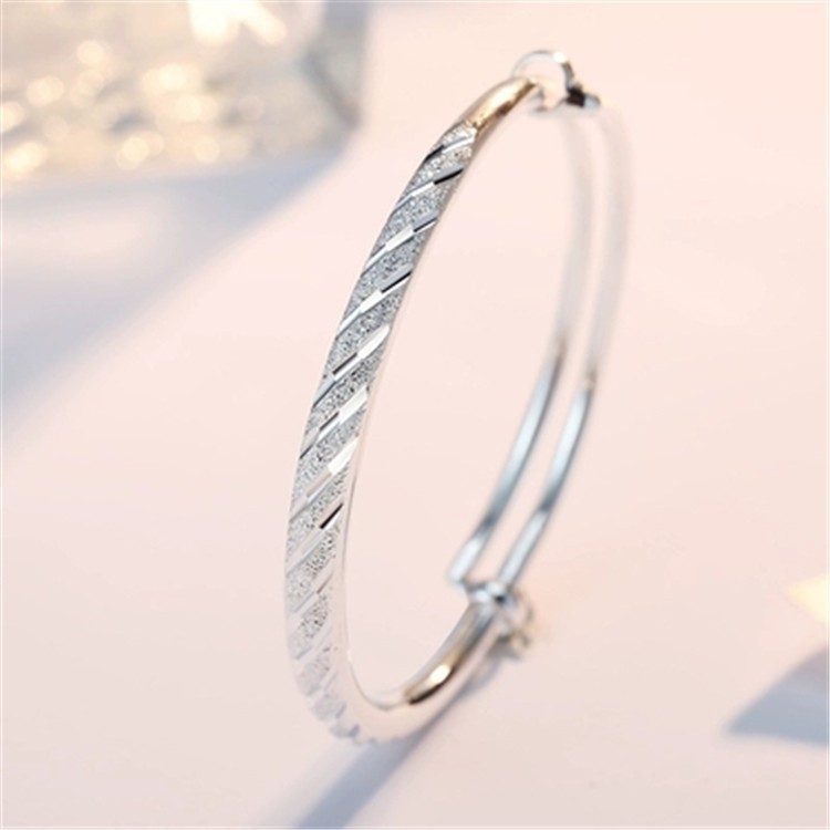 Circular meteor shower silver-plated bracelet, a simple and youthful silver jewelry bracelet with an ins design sense for women, as a gift for your girlfriend pic 14