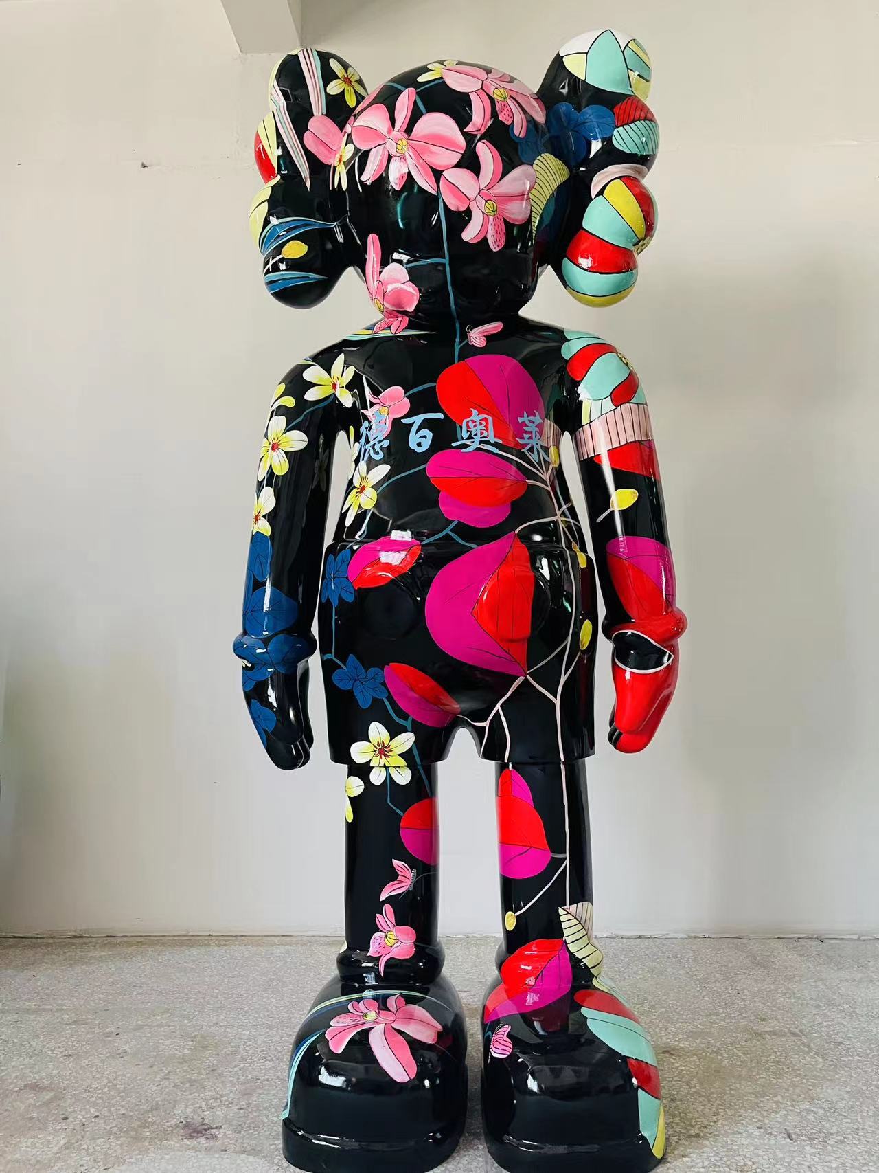 Violent bear figurines, light luxury wine cabinets, living room TV cabinets, cartoon dolls, building block bear display cabinets, home decorations pic 5