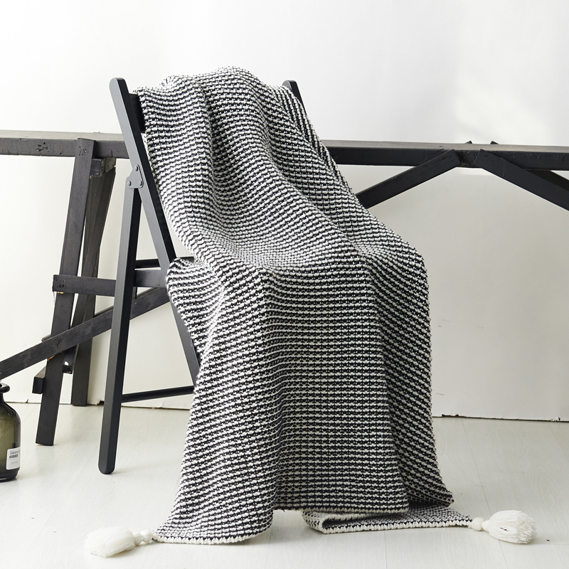 Autumn and winter thickened knitted yarn blankets, waff-checkered acrylic yarn blankets, office nap blankets, air conditioning blankets, photo props pic 1