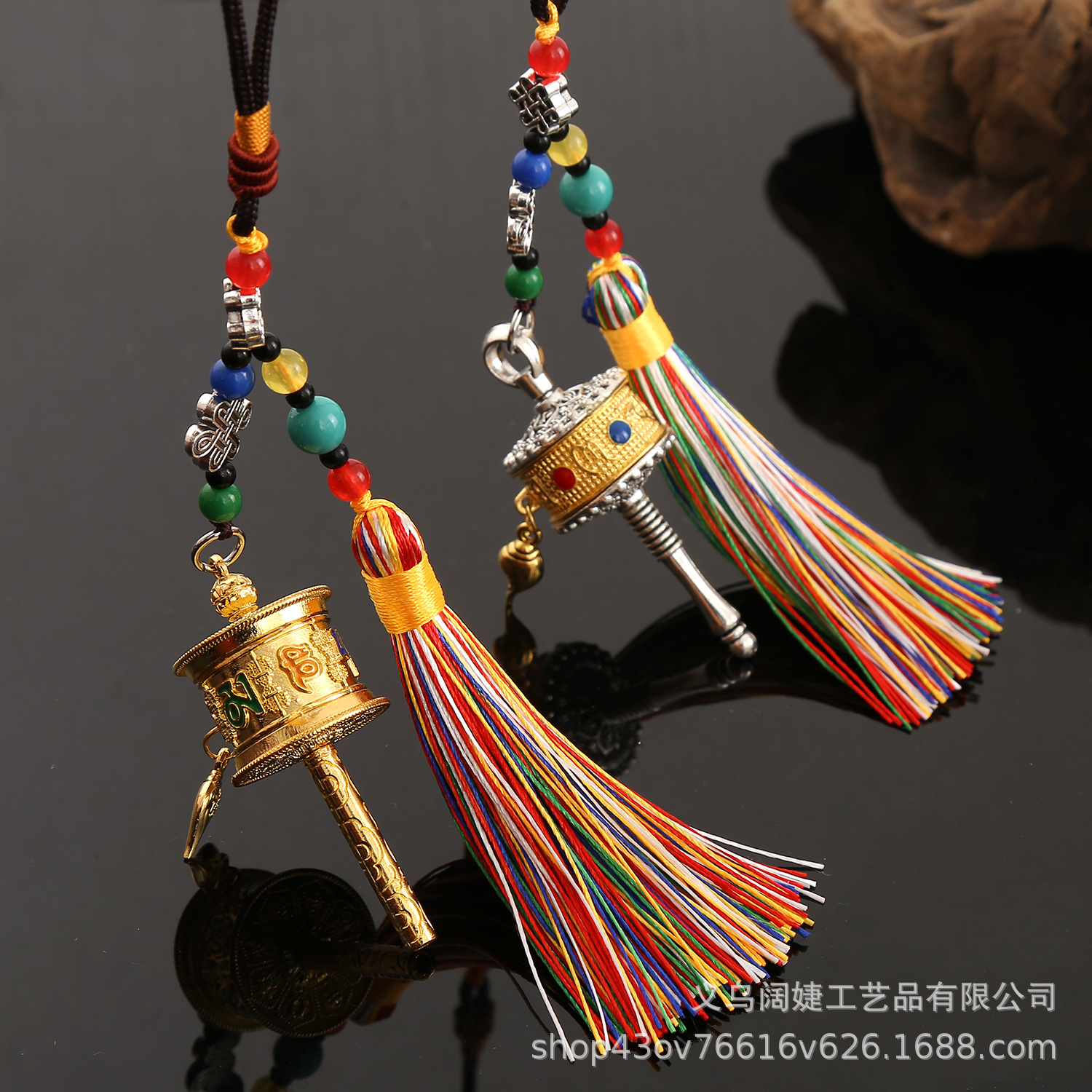 Creative hand-cranking prayer wheel color pendant package, six-character mantra, leng Yan mantra, five-color flowing mustache car pendant wholesale pic 11