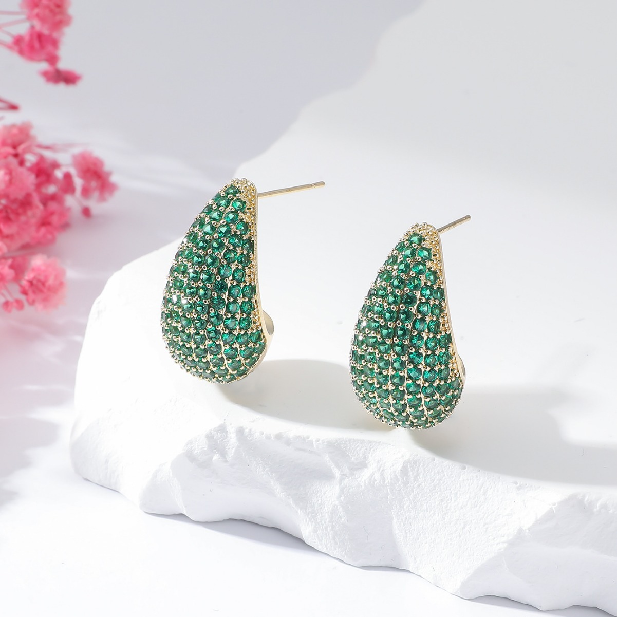 潮流水滴耳环女小众轻奢气质时尚感耳饰爆款铜镶锆石银针耳坠批发详情13