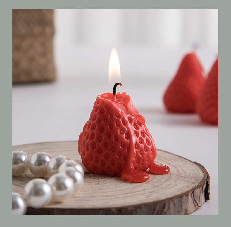 Wholesale of soy wax scented strawberry candles in gift box set. Cute and creative birthday gifts. Strawberry scented candles pic 16