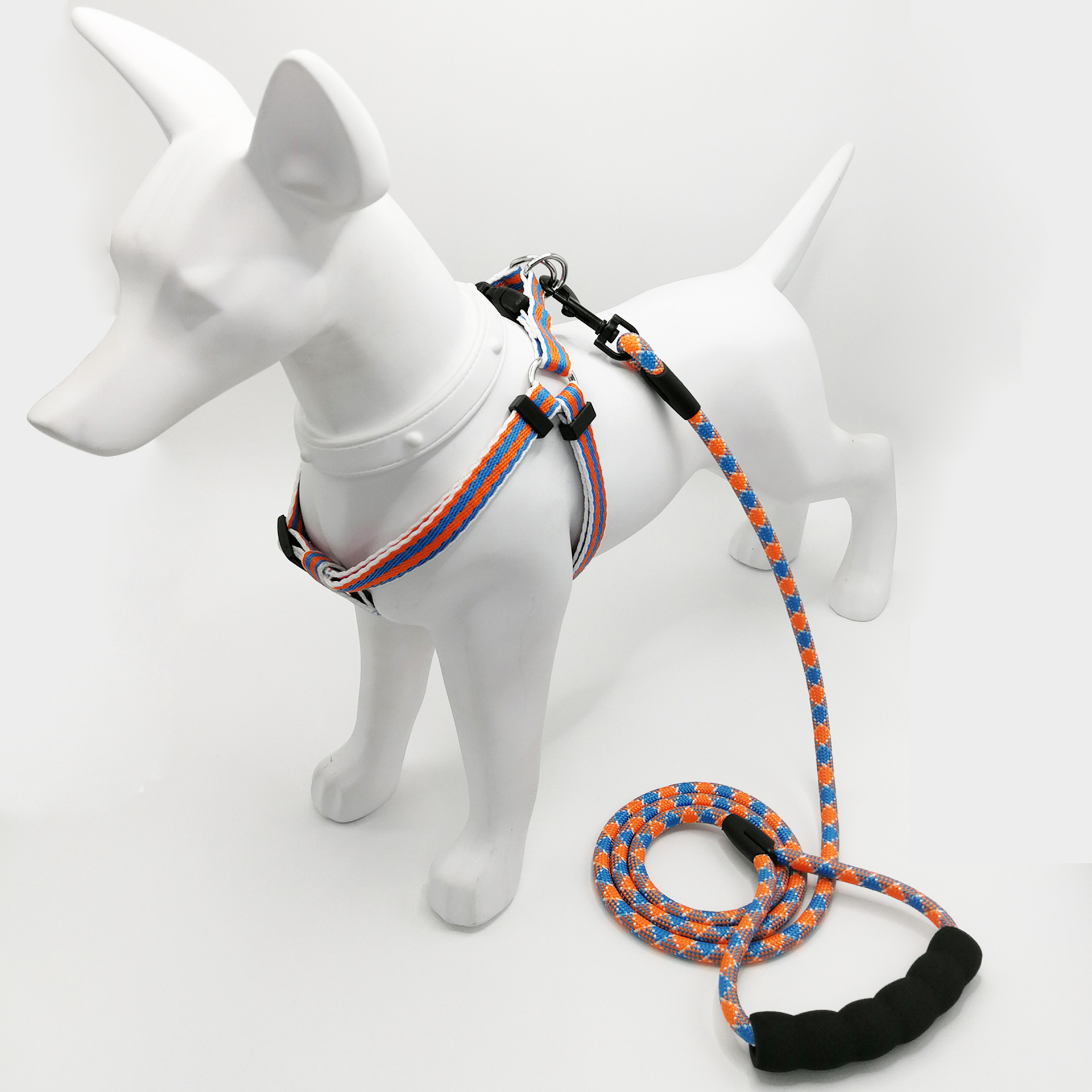 宠物狗狗牵引绳可调节胸背带项圈防爆冲狗绳批发小型犬中型犬狗链详情8