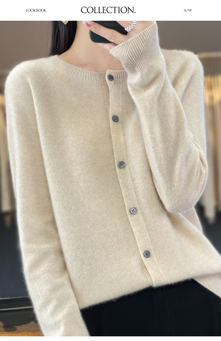 爆款批发秋冬季新款纯羊毛桂花针开衫宽松大码圆领羊毛衫详情6