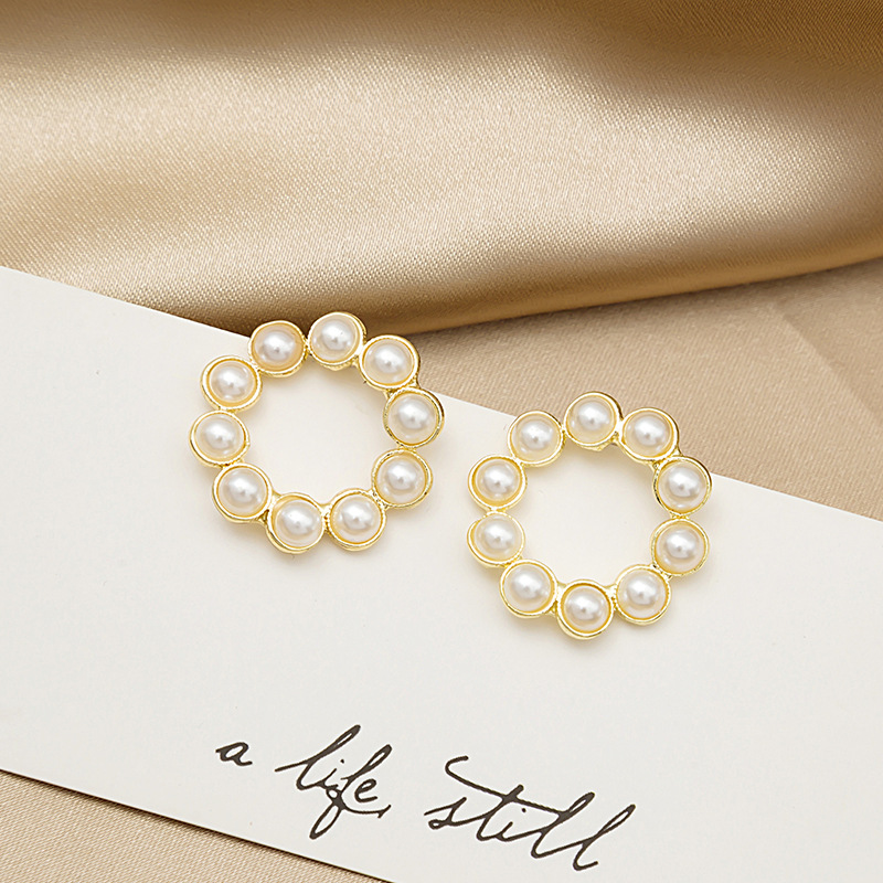 925银针镂空圆形珍珠风耳钉日韩新甜美气质耳环网红百搭耳饰详情2