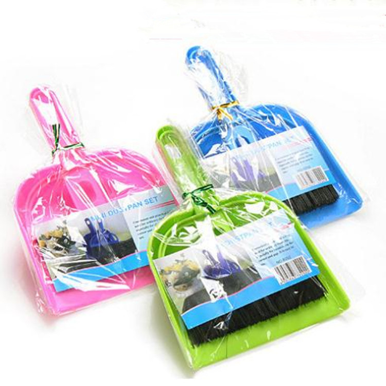 Direct supply from the manufacturer of plastic small bucket brushes, dust removal bucket brushes, desktop cleaning brushes, computer brushes and instrument brushes pic 16