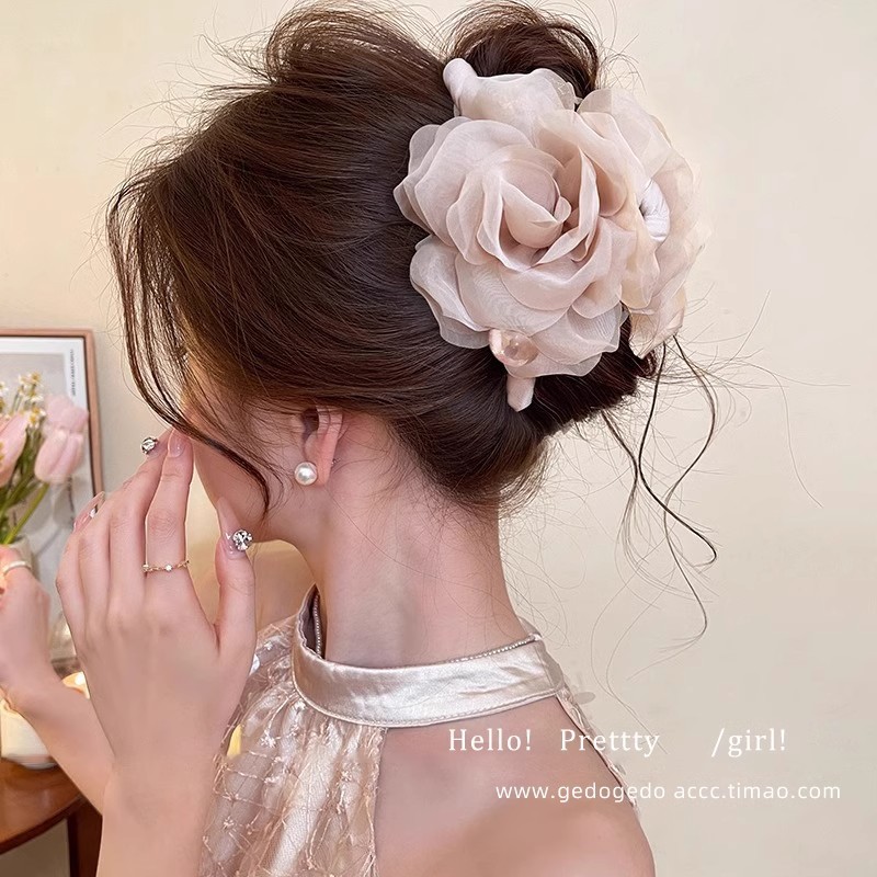 Gentle flower pearl hair clip for women, high-end style 2025 new shark clip for the back of the head, hair clip and hair accessory pic 5
