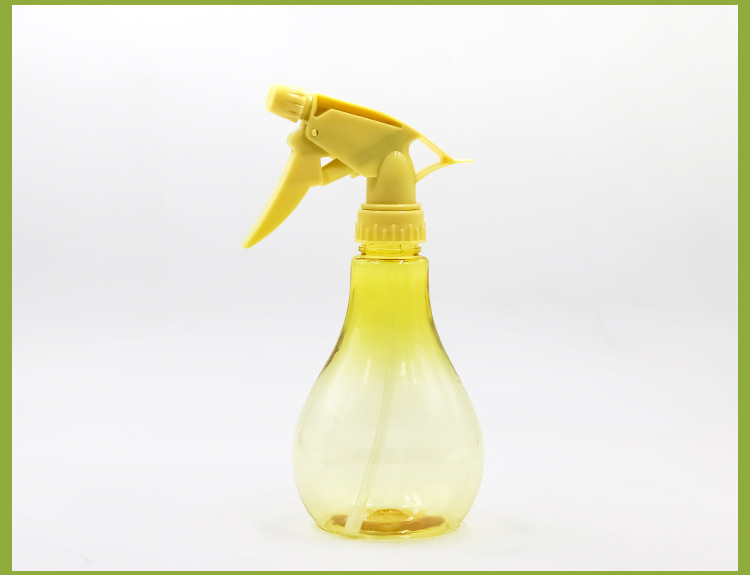 Horticultural irrigation tools, sprayers, plastic transparent material, transparent bottles and kettles are sold by the manufacturer pic 13