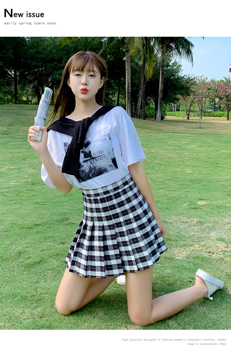 2021 New Korean-style high-waisted, slimming, versatile and anti-glare A-line checkered pleated skirt short skirt for women pic 16
