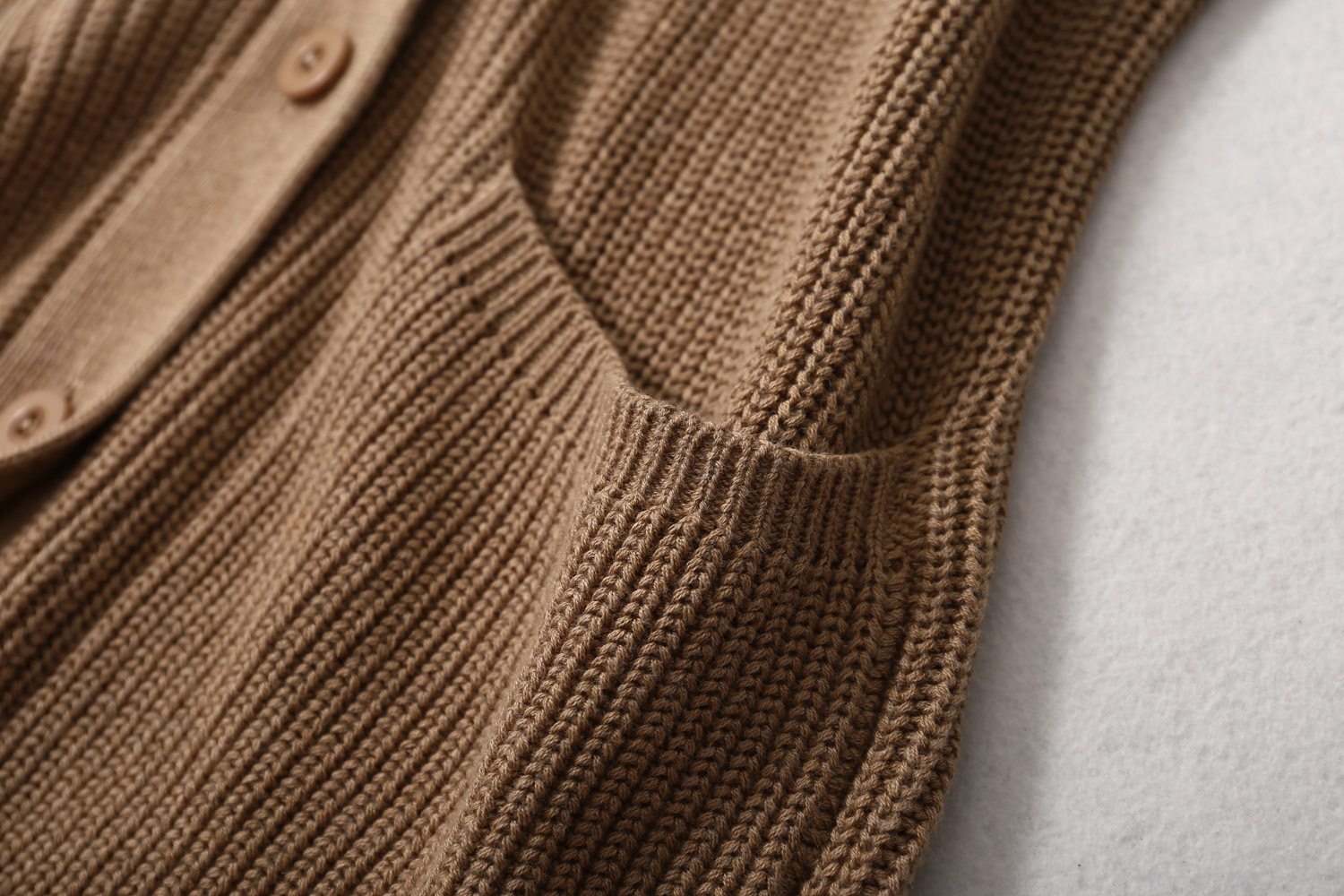 Sweater cardigan autumn and Winter new collection: Knitted silk and cashmere blend cardigan, elegant commuting loose thick knitted sweater for women pic 7