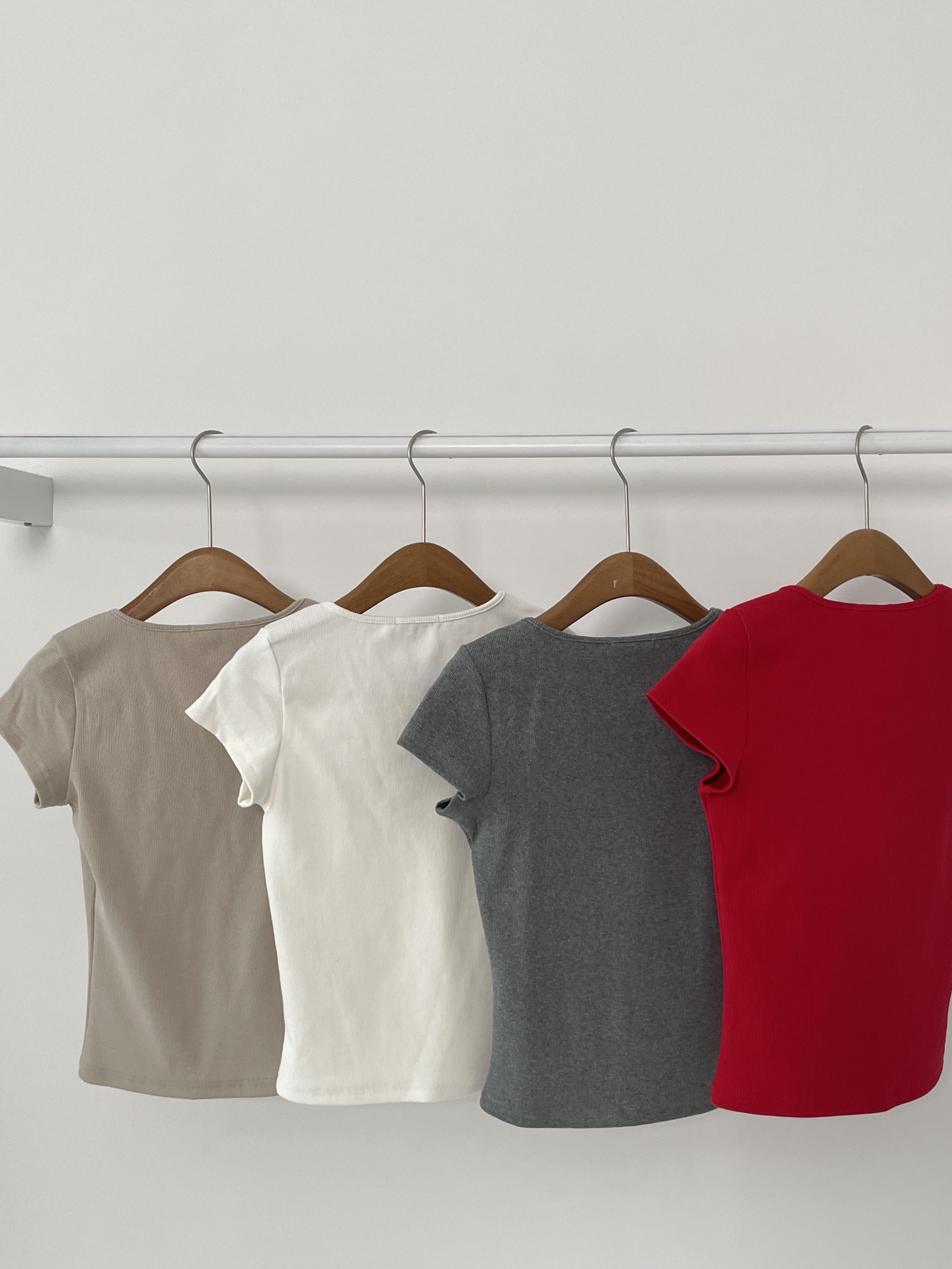 Solid color basic round-neck fitted short-sleeved T-shirt for women, Korean-style Dongdaemun ins simple and casual base layer g*d pic 7