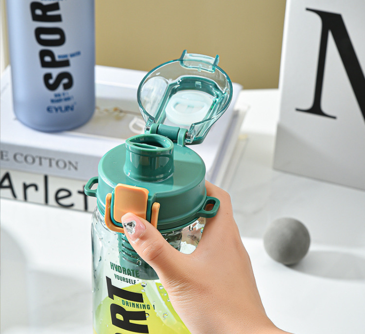 Jumping sports water bottle pic 1