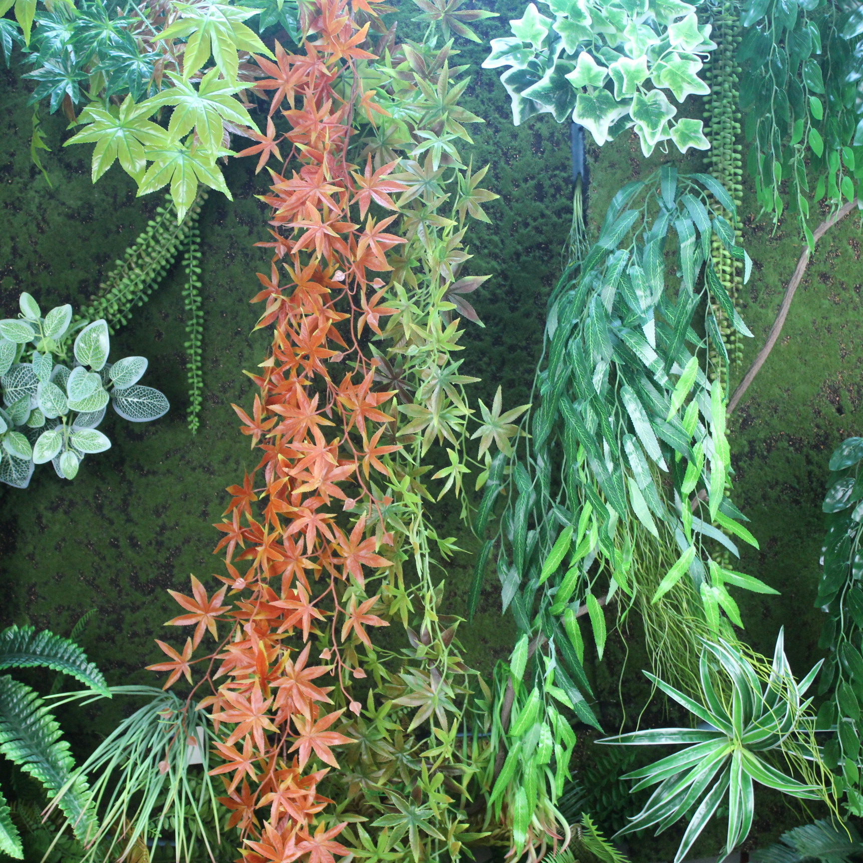 Simulated rubber red maple strips, green maple strips, high-end simulated rubber leaf strips, plastic strips, hand feel, direct sales from the manufacturer of red maple strips pic 32