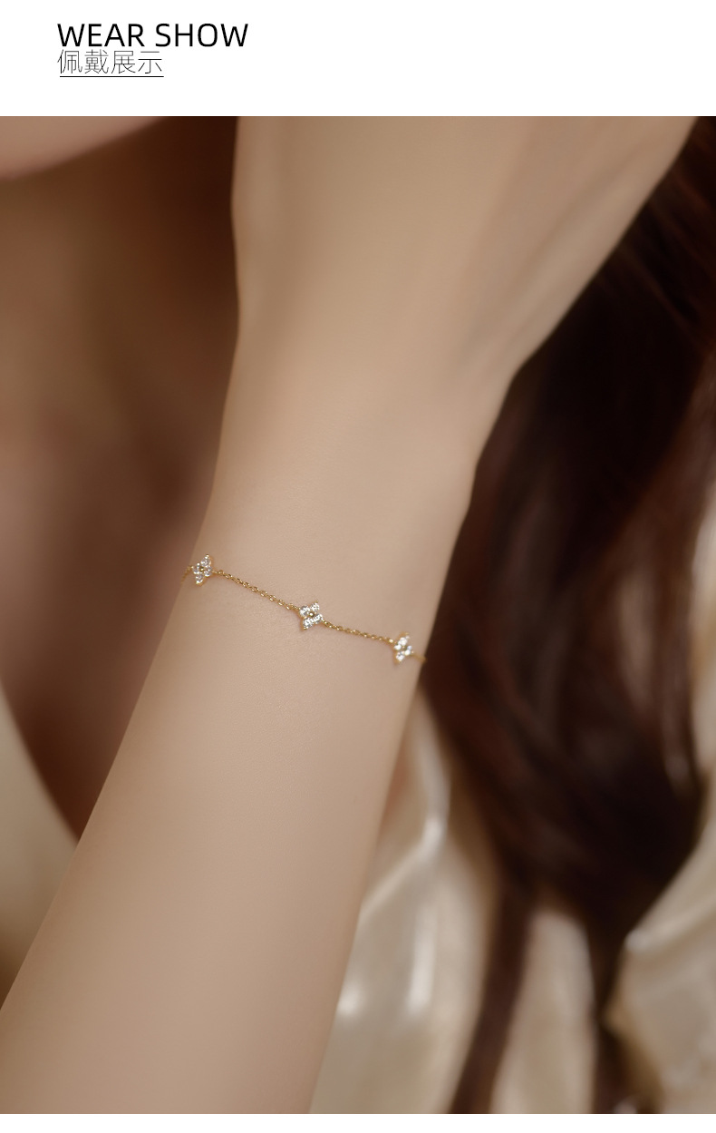 The new Korean version of the S925 silver diamond-encrusted four-leaf clover bracelet, featuring a simple and elegant style for women, is selling well pic 8