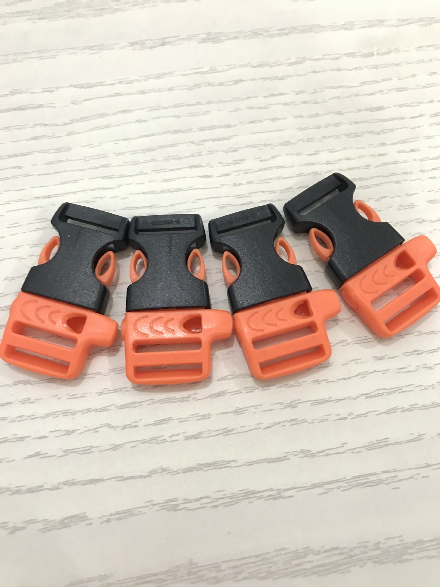 Promotional plastic clasp, swimming whistle clasp, life-saving bracelet clasp, eco-friendly orange clasp pic 11
