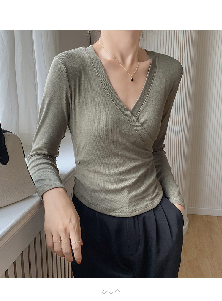 A new French cross-V-neck top for women, featuring a versatile Korean long-sleeved T-shirt with a unique design sense pic 16