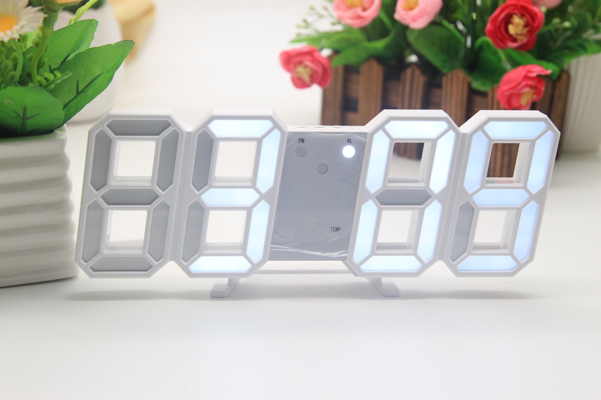 跨境办公创意3D闹钟 亚马逊爆款多功能 LED数字挂钟 声控立体详情32