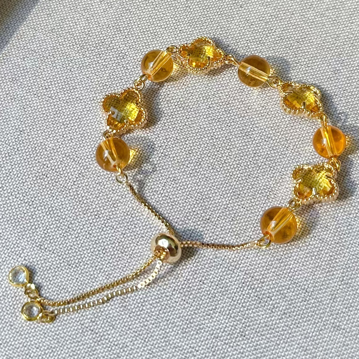 Natural crystal bracelet, four-leaf clover, natural amethyst bracelet, strawberry crystal white crystal, fashionable, light luxury and high-end feel pic 12