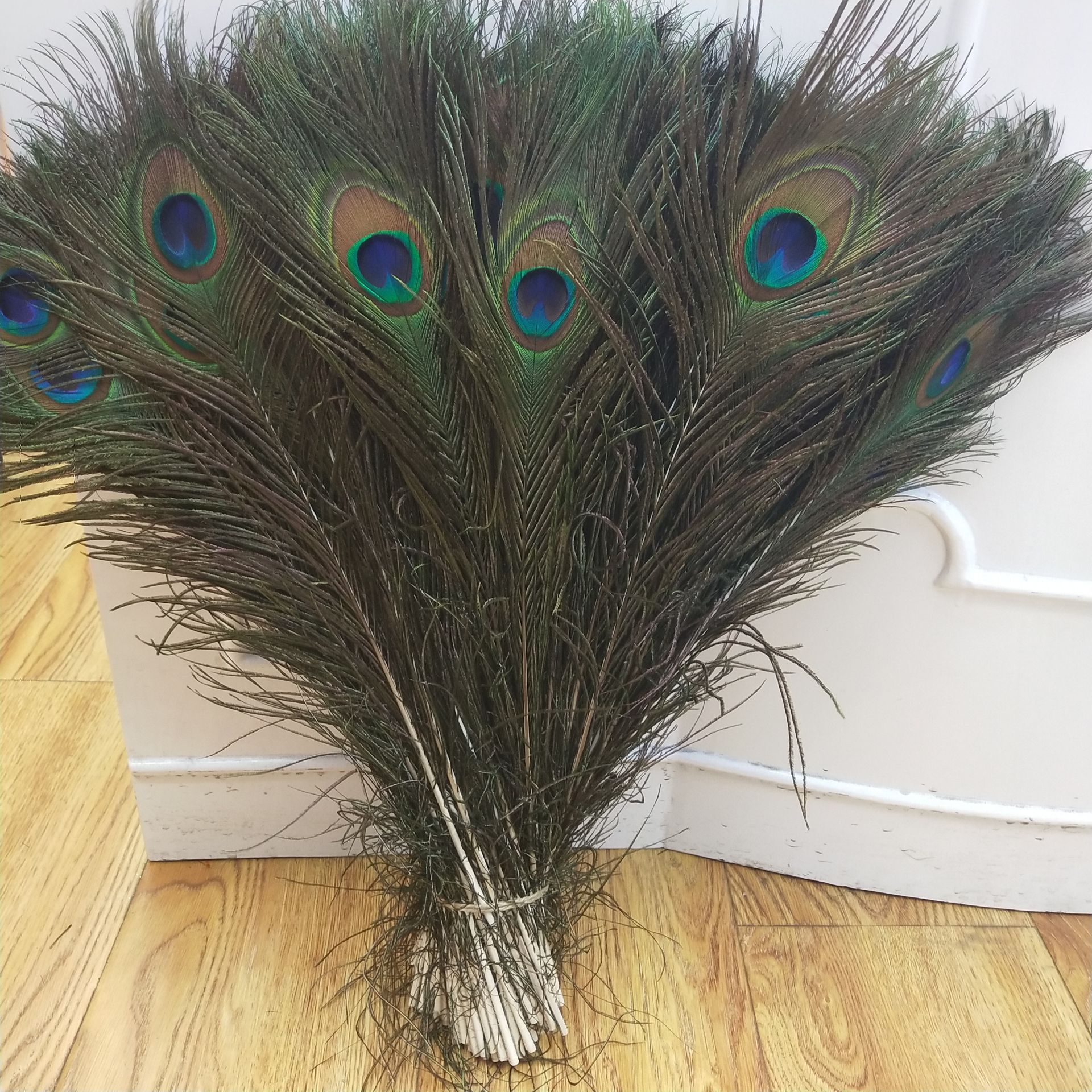The manufacturer supplies peacock feathers of 40-45cm for home decoration, flower arrangement, DIY ornaments, handicrafts and ornaments pic 19