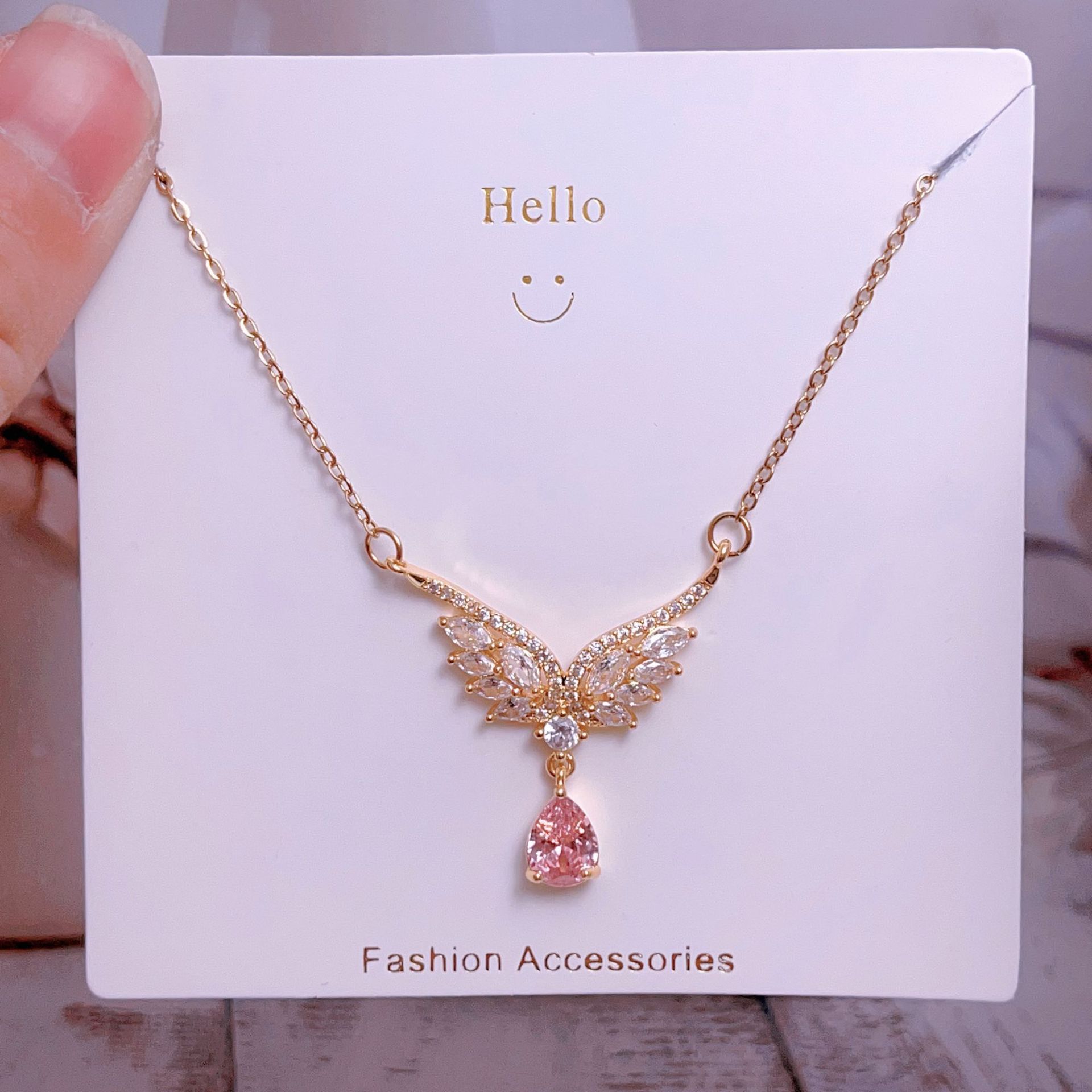 Titanium steel collarbone chain, non-fading wing heart original design, high-end light luxury necklace, direct sales from Yiwu factory pic 15