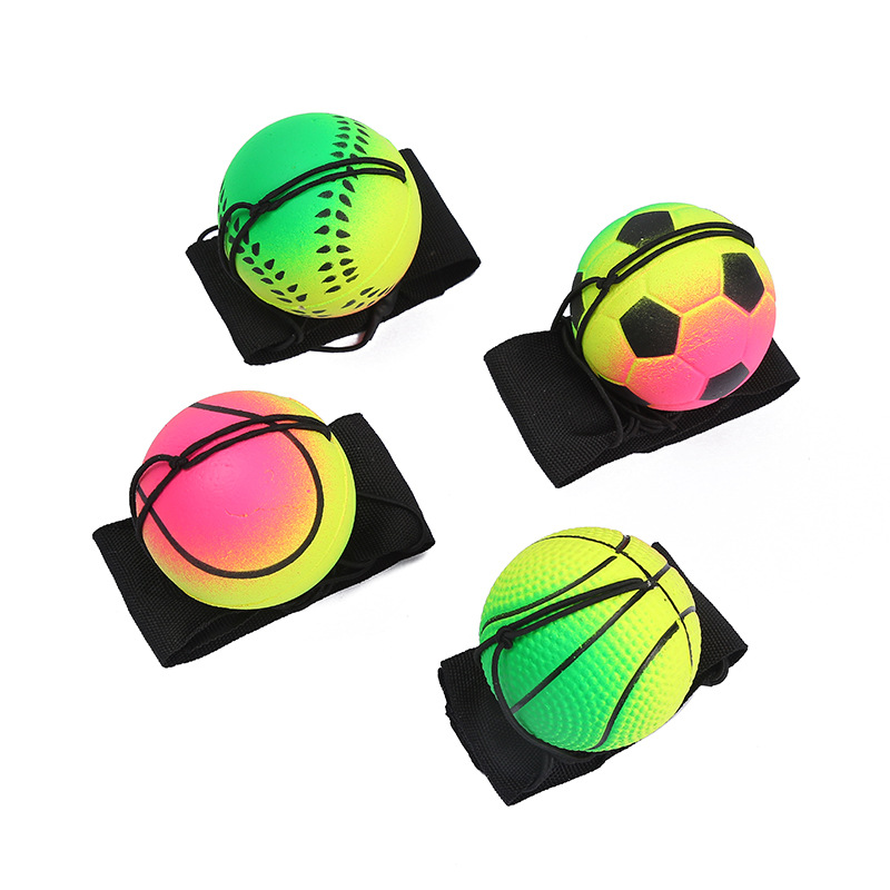 本色足球甩球手腕弹力球老年人健身锻炼甩甩球手抛回力球橡胶球详情2