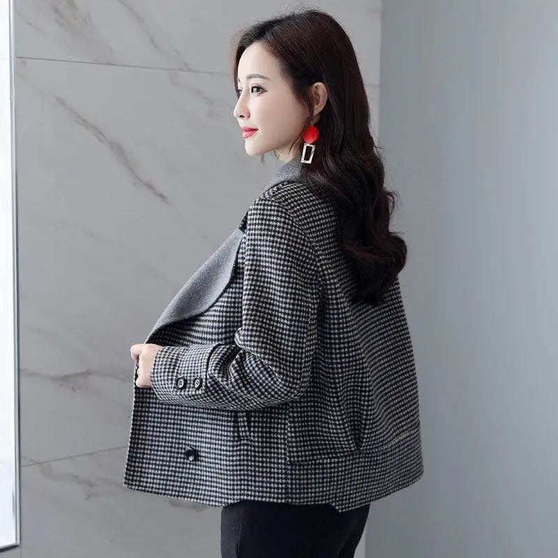 小香风格子短款外套女2022秋冬款韩版时尚高端气质百搭毛呢大衣详情6