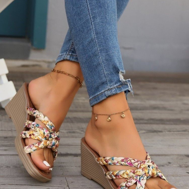 2024新款厚底坡跟拖鞋女夏外穿波西米亚时尚民族风高跟沙滩凉拖鞋详情1