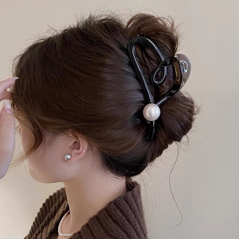 The 2025 National Trend series hairpins feature a niche design with geometric leopard print pearl hairpins, exuding a feminine and high-end charm. They are medium-sized semi-clip headwear pic 47