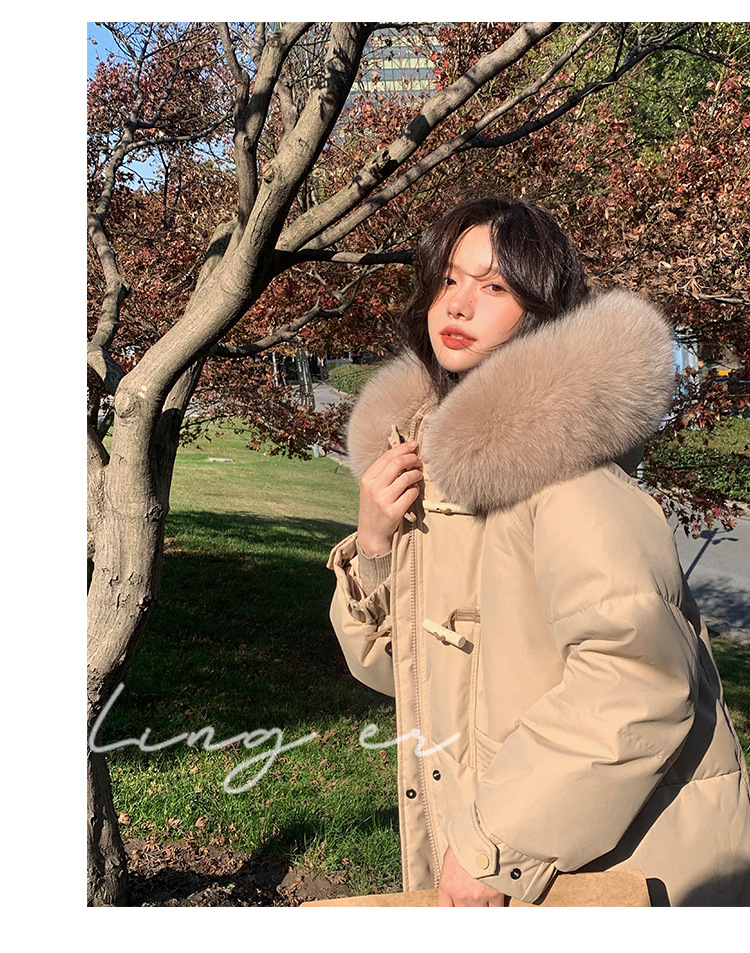 Wholesale of high-end mid-length down jackets for women that reach the knees in 2022, featuring a fashionable design sense and a niche thickened coat pic 19