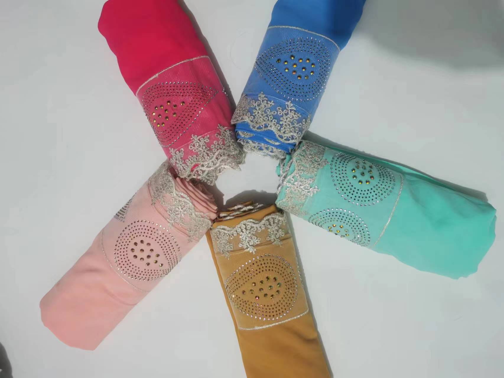 跨境中东阿拉伯新品头巾珍珠雪纺拼接蕾丝花边精品围巾爱心滴水钻详情14