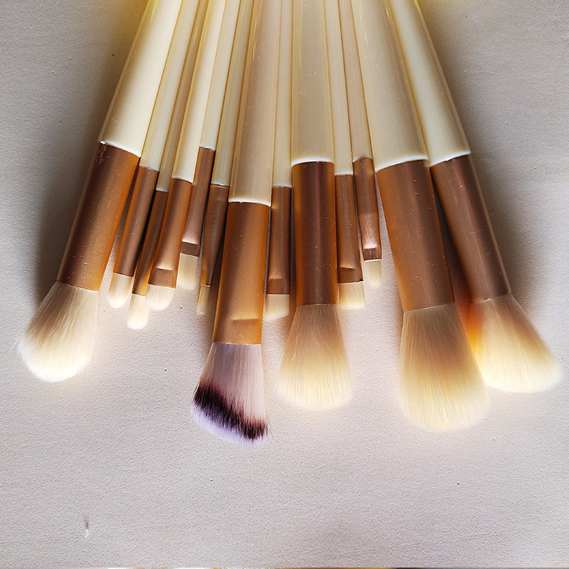 四季青化妆刷套装沧州款遮瑕刷子软毛化妆工具腮红点彩刷化妆用品详情19